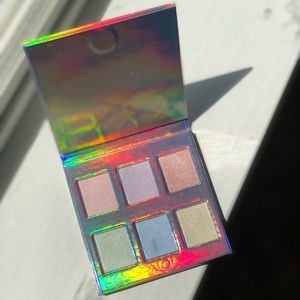 Naked Cosmetics highlight